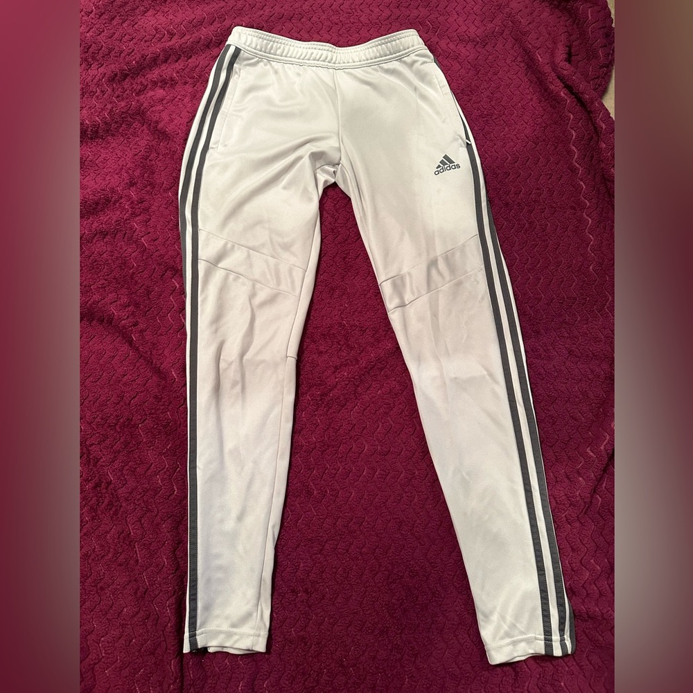 White and gray Adida pants